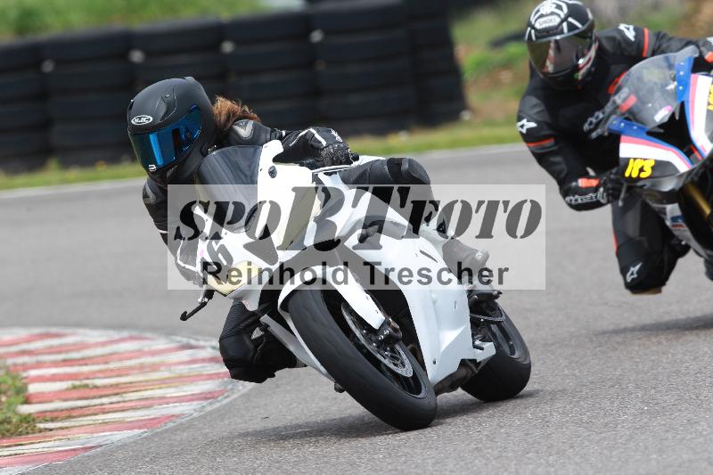 Archiv-2022/13 25.04.2022 Plüss Moto Sport ADR/Freies Fahren/16
